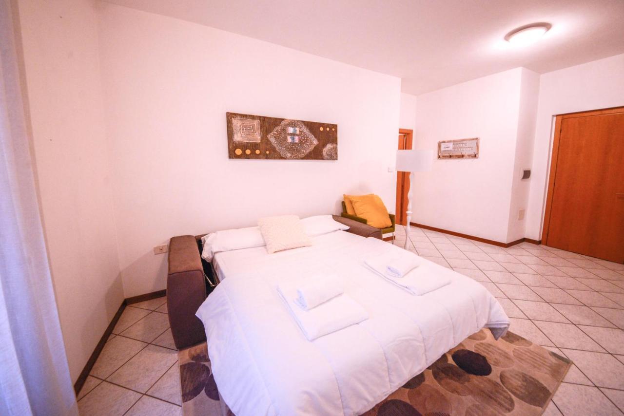 1Dest - Best Location Riva del Garda Eksteriør billede